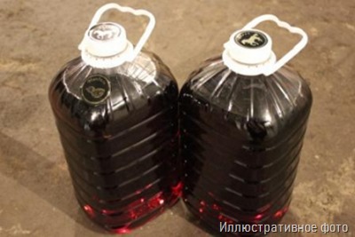 Молодого калининградца поймали в 800 литрами немаркированного алкоголя в пятилитровых бутылках