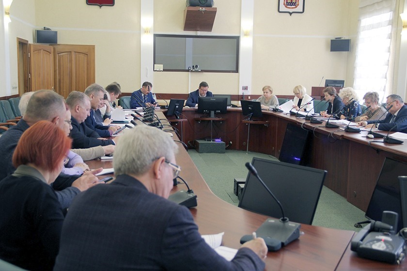 В Калининграде обсудили социально-трудовые отношения