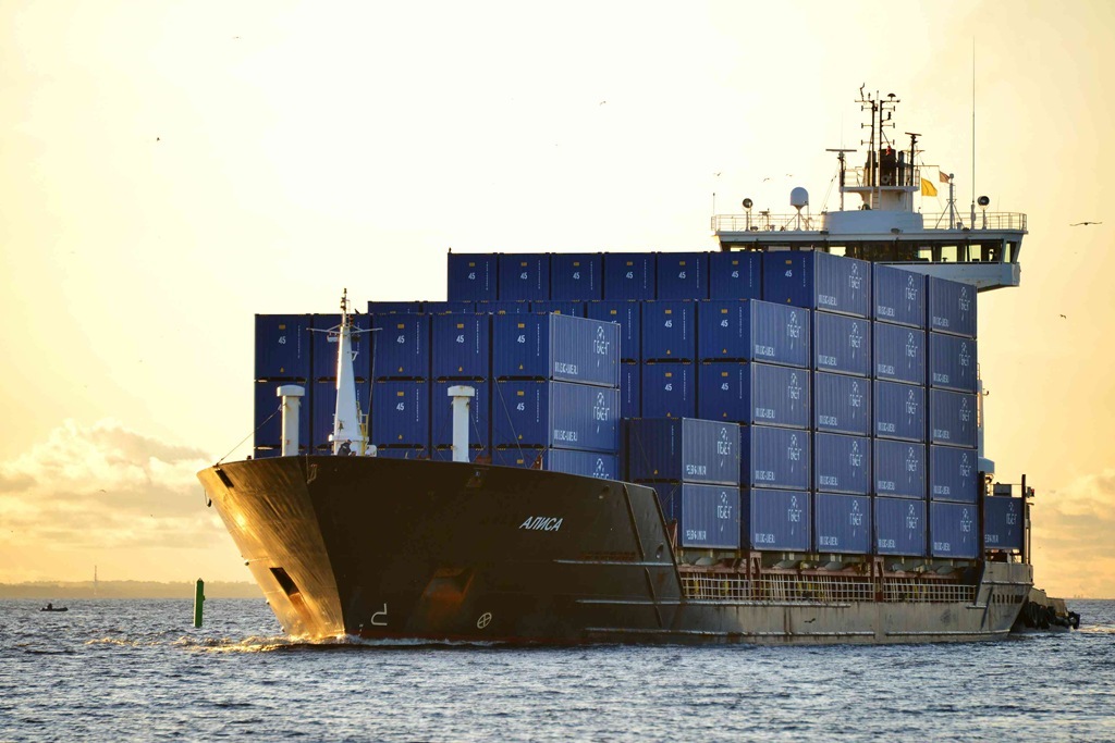 Компания &laquo;Пеленг&raquo; нарастила перевозки между Санкт-Петербургом и Калининградом на 30%