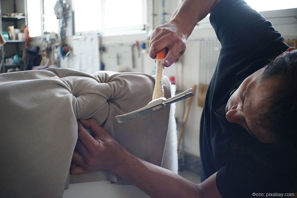 Средняя зарплата в Калининградской области выросла до 78056 рублей, но при этом растёт и безработица