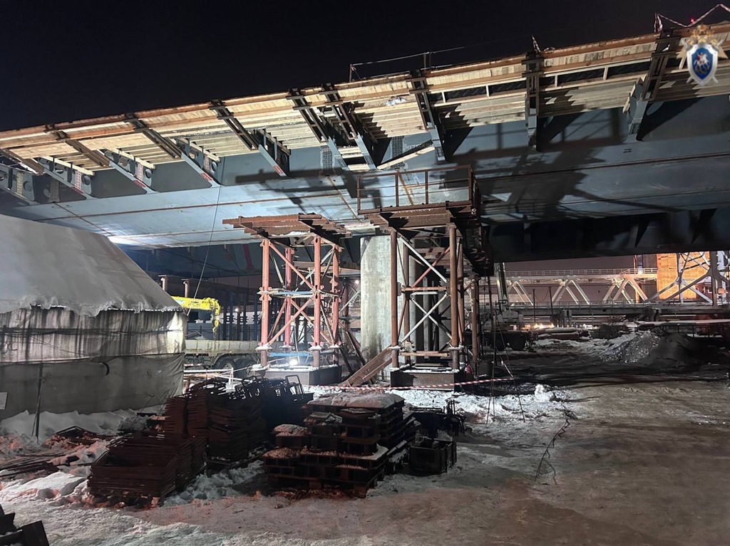 В Калининграде следователи выясняют обстоятельства падения сварщика с пятиметровой высоты