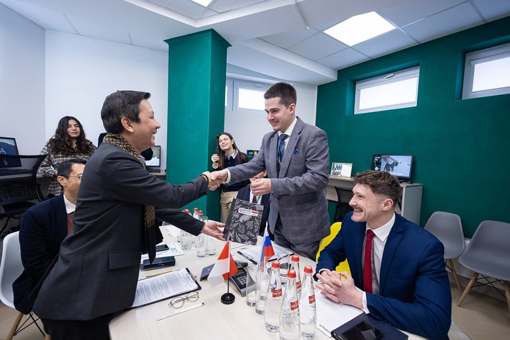 Калининградские IT-шники нашли партнёров в Индонезии: соглашение подписано в &laquo;Моём бизнесе&raquo;